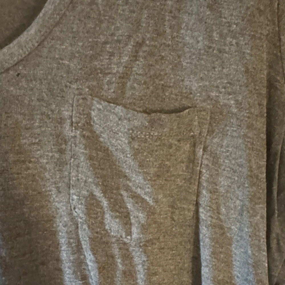 Gray Women's Top - Picture 3 of 3